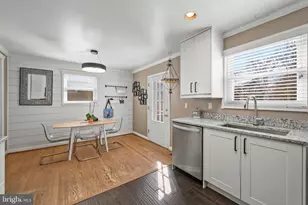 11702 Ashley Dr, Rockville, MD 20852 - Photo 17