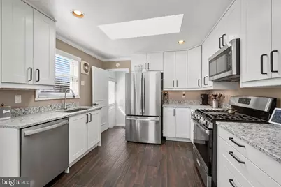 11702 Ashley Drive, Rockville, MD 20852 - Photo 15