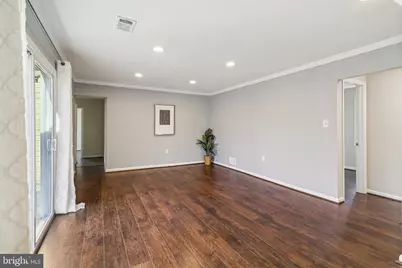 16920 Glen Oak Run, Rockville, MD 20855 - Photo 31