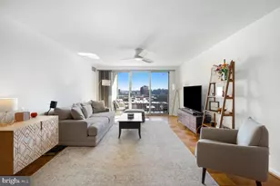 4977 Battery Ln, Bethesda, MD 20814 - Photo 9