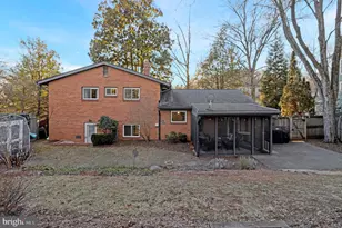 6203 Melvern Dr, Bethesda, MD 20817 - Photo 39