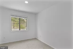 8619 Welbeck Way, Gaithersburg, MD 20886 - Photo 11