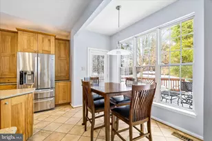 11103 Knights Ct, Germantown, MD 20876 - Photo 5