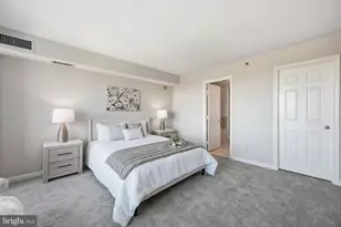 5450 Whitley Park Terrace, Bethesda, MD 20814 - Photo 11