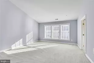 12923 Benton Park Cir, Clarksburg, MD 20871 - Photo 15