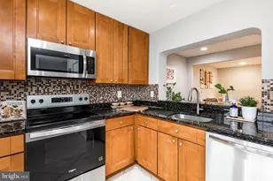 17930 Cottonwood Terrace, Gaithersburg, MD 20877 - Photo 5