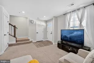 9599 Tall Oaks Rd, Montgomery Village, MD 20886 - Photo 5