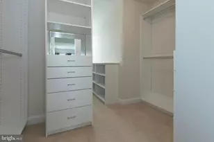 10817 Maplecrest Ln, Potomac, MD 20854 - Photo 31