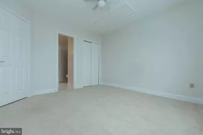 10817 Maplecrest Ln, Potomac, MD 20854 - Photo 41