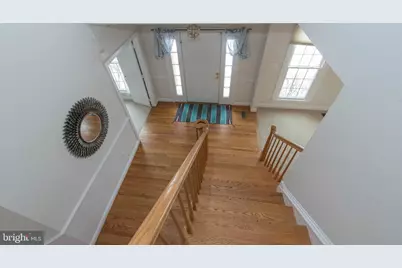 10817 Maplecrest Ln, Potomac, MD 20854 - Photo 23