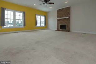 10817 Maplecrest Ln, Potomac, MD 20854 - Photo 17