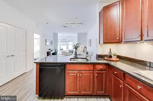 8045 Newell St, Silver Spring, MD 20910 - Photo 11