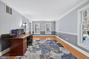 14 Fairwood Ct, Rockville, MD 20850 - Photo 7