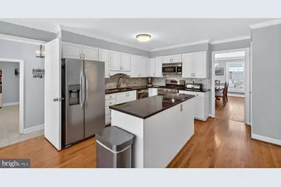 14 Fairwood Court, Rockville, MD 20850 - Photo 13