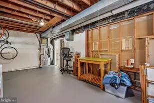 6315 Haviland Dr, Bethesda, MD 20817 - Photo 47