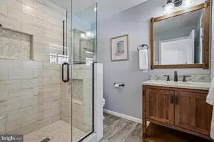 6315 Haviland Dr, Bethesda, MD 20817 - Photo 29