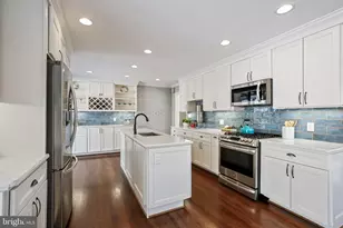 6315 Haviland Dr, Bethesda, MD 20817 - Photo 11