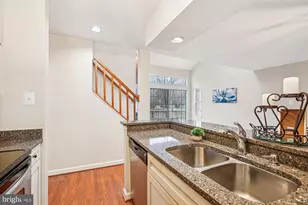 10836 Antigua Terrace, Rockville, MD 20852 - Photo 17