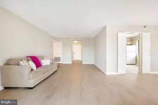 15115 Interlachen Dr, Silver Spring, MD 20906 - Photo 9