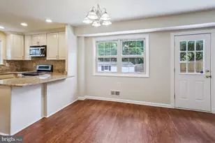 3909 Woodlawn Rd, Chevy Chase, MD 20815 - Photo 19