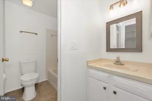 18140 Chalet Dr, Germantown, MD 20874 - Photo 15