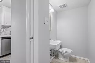 7802 Epsilon Dr, Derwood, MD 20855 - Photo 25