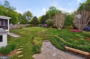 605 Blossom Dr, Rockville, MD 20850 - Photo 27