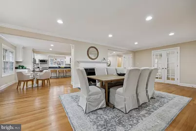 4902 Derussey Parkway, Chevy Chase, MD 20815 - Photo 21