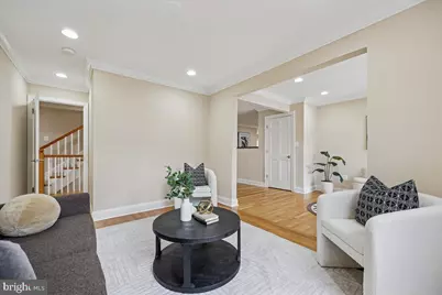 4902 Derussey Parkway, Chevy Chase, MD 20815 - Photo 7