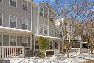 12 Crusader Ct, Germantown, MD 20874 - Photo 3