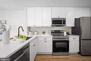 9935 Forest View, Montgomery Village, MD 20886 - Photo 13