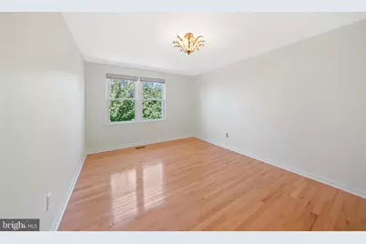 9329 Bentridge Avenue, Potomac, MD 20854 - Photo 7