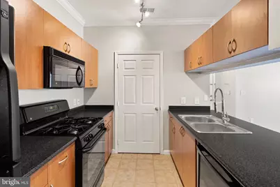 19625 Galway Bay Circle #103, Germantown, MD 20874 - Photo 13