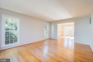 7475 Rosewood Manor Ln, Gaithersburg, MD 20882 - Photo 9