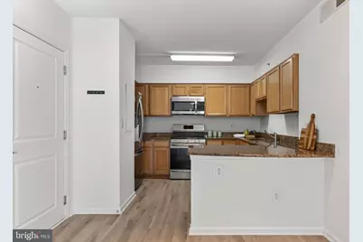 7915 Eastern Avenue #1011, Silver Spring, MD 20910 - Photo 7