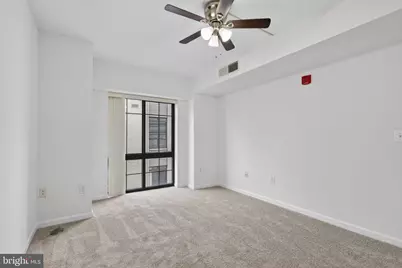7915 Eastern Avenue #1011, Silver Spring, MD 20910 - Photo 15