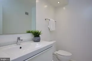 4620 N Park Ave, Chevy Chase, MD 20815 - Photo 9