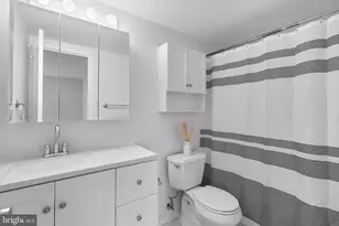 402 Girard St, Gaithersburg, MD 20877 - Photo 27