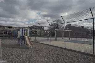 402 Girard St, Gaithersburg, MD 20877 - Photo 31