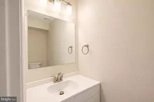 11 Noblewood Ct, Gaithersburg, MD 20878 - Photo 11