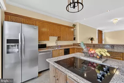 7523 Bradley Boulevard, Bethesda, MD 20817 - Photo 9