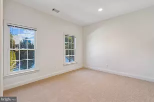 26 Sandalfoot Ct, Potomac, MD 20854 - Photo 47