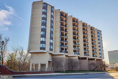 4242 East West Highway #308, Chevy Chase, MD 20815 - Photo 3