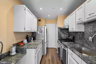 1900 Lyttonsville Road #1016, Silver Spring, MD 20910 - Photo 11
