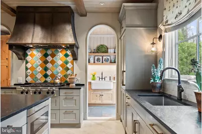 9413 Brooke Drive, Bethesda, MD 20817 - Photo 5