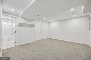 721 Mapleton Rd, Rockville, MD 20850 - Photo 31