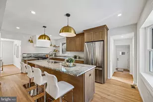 721 Mapleton Rd, Rockville, MD 20850 - Photo 7