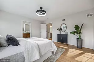 721 Mapleton Rd, Rockville, MD 20850 - Photo 21