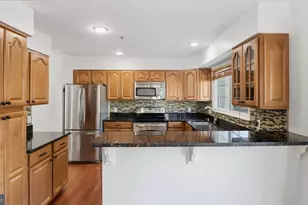 8417 Meadow Green Way, Gaithersburg, MD 20877 - Photo 11