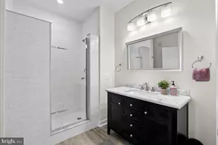 300 High Gables Dr, Gaithersburg, MD 20878 - Photo 23